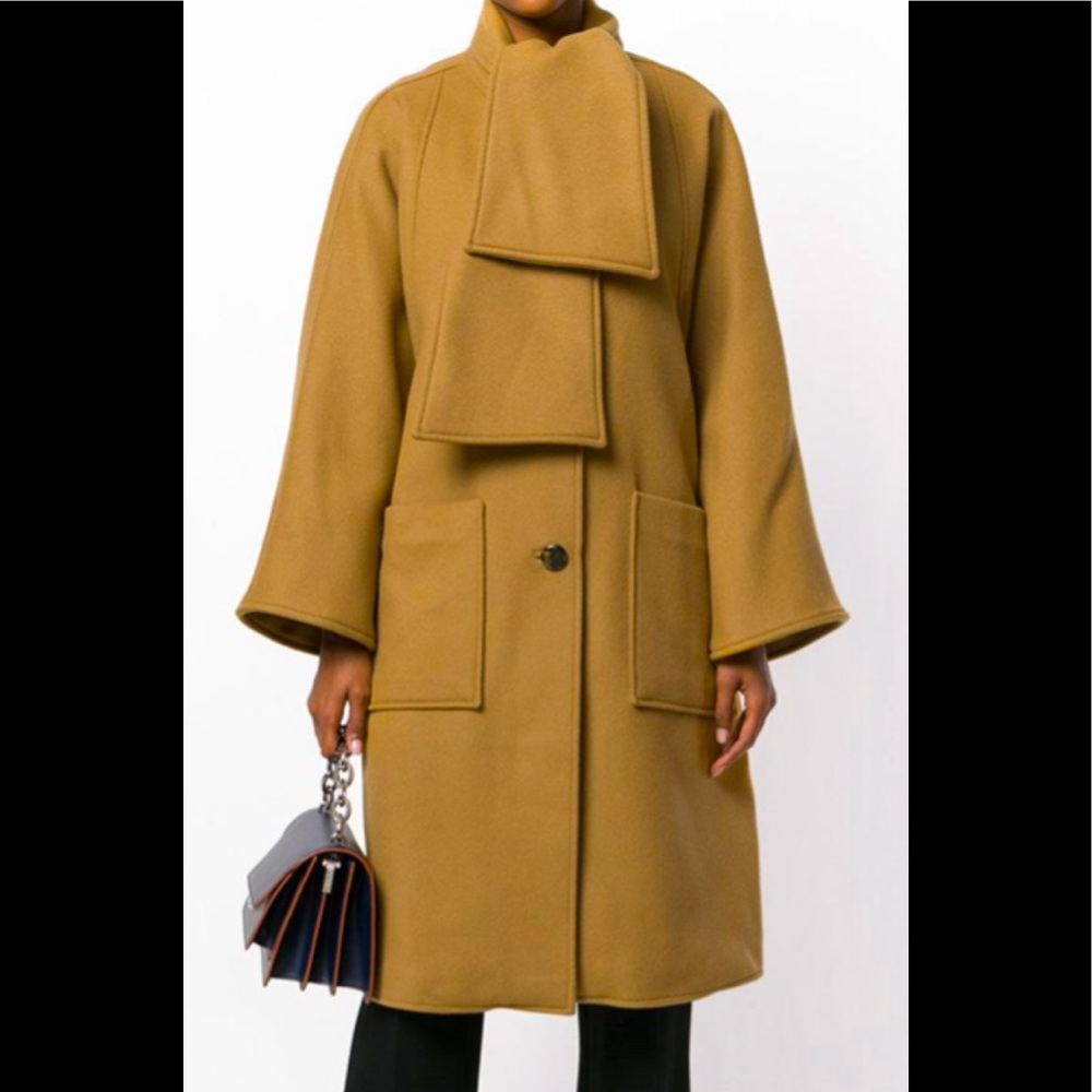 Tory Burch Chelsea coat Size 6